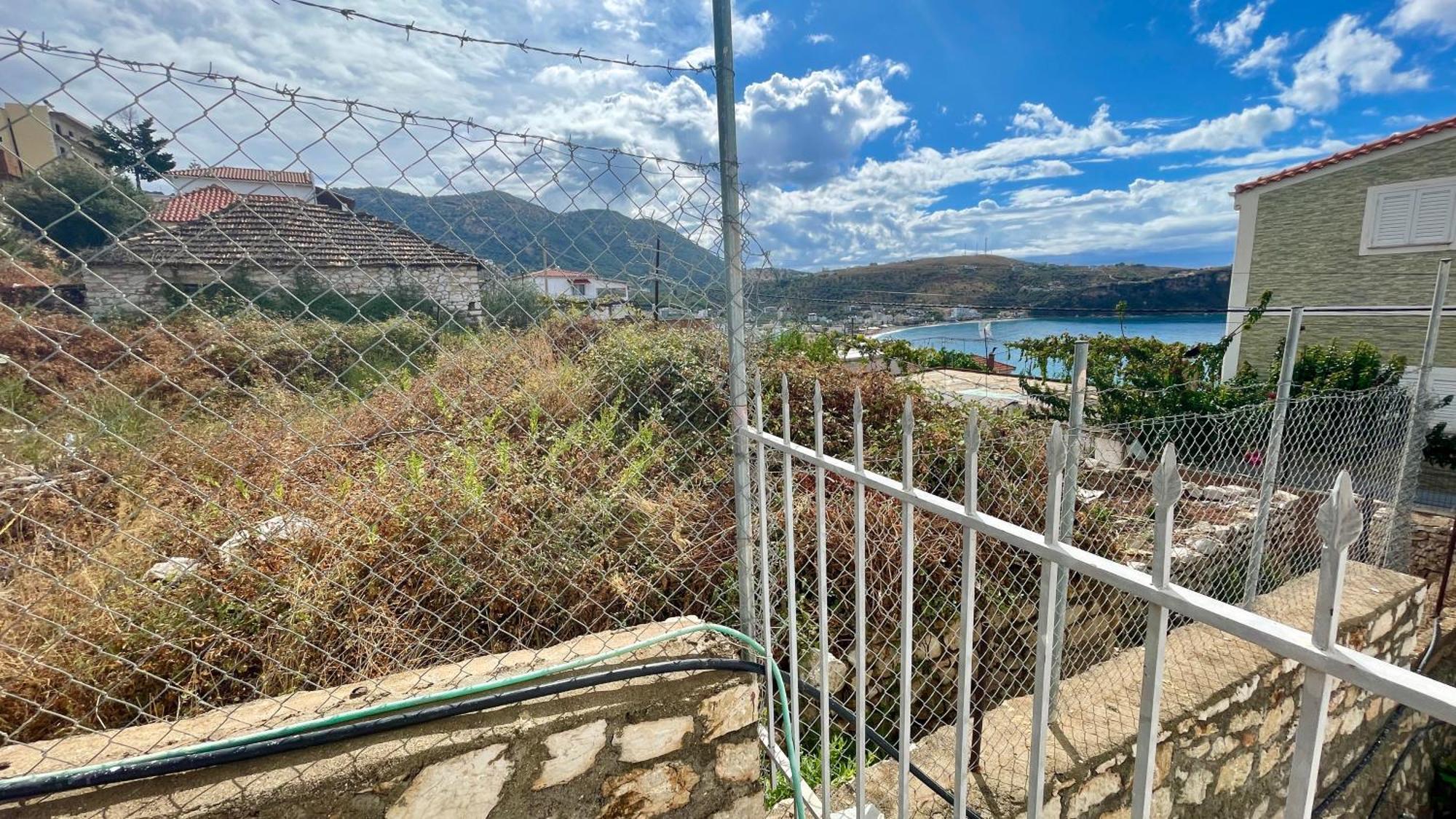 Tasos Rooms Himare Exterior photo