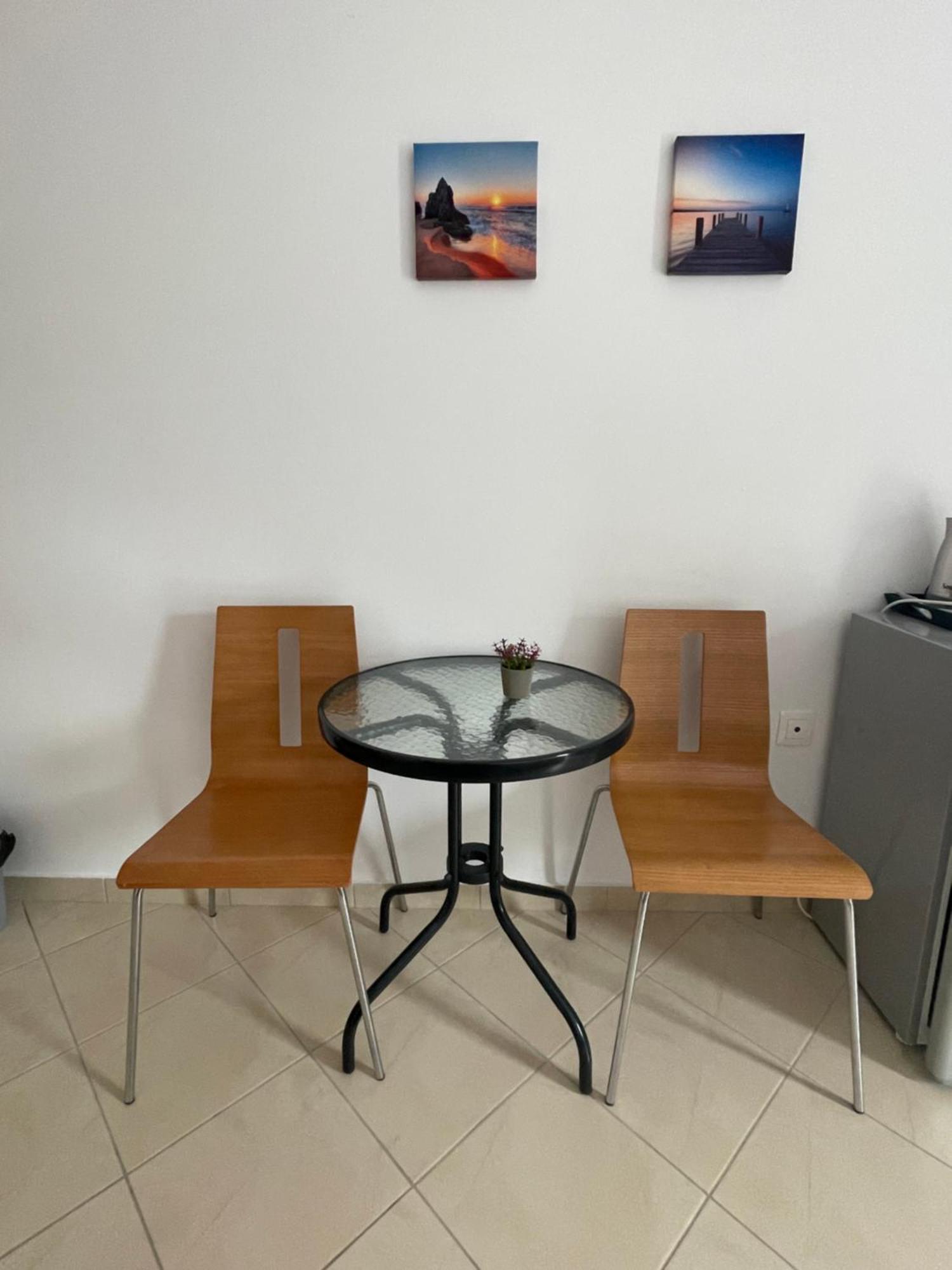 Tasos Rooms Himare Exterior photo